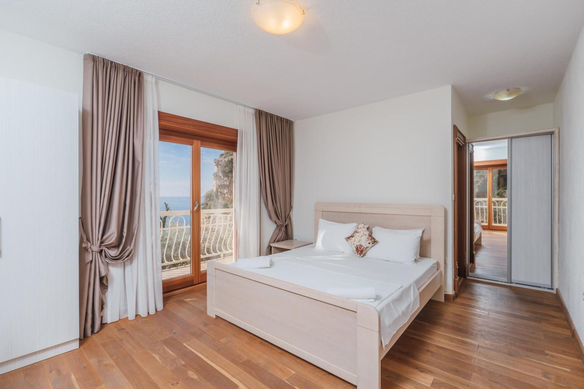 Apartments Pietra Mare Petrovac Exterior foto